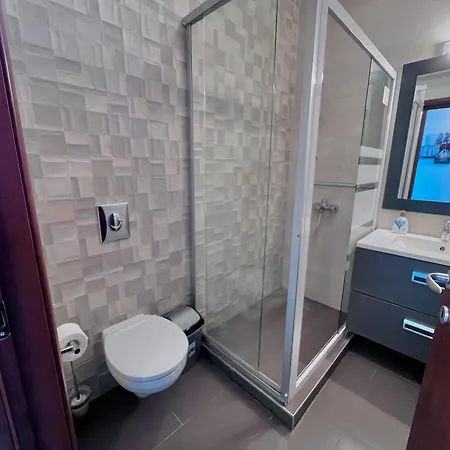 Apartment Blue Bike Seaview Mamaia