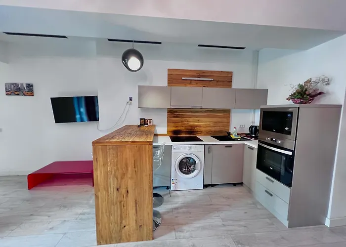 Blue Bike Seaview & Apartment Mamaia