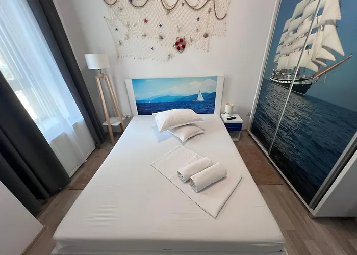 Blue Bike Seaview & Mamaia