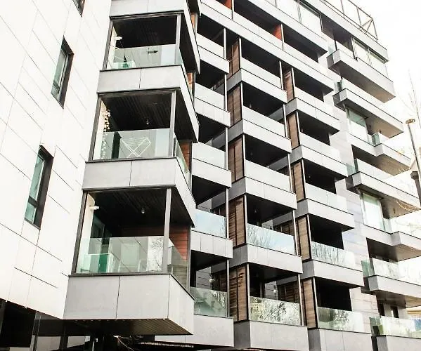 Blue Bike Seaview & Mamaia